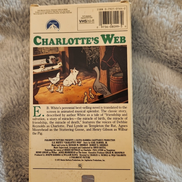VHS of Charlottes Web - Picture 2 of 3